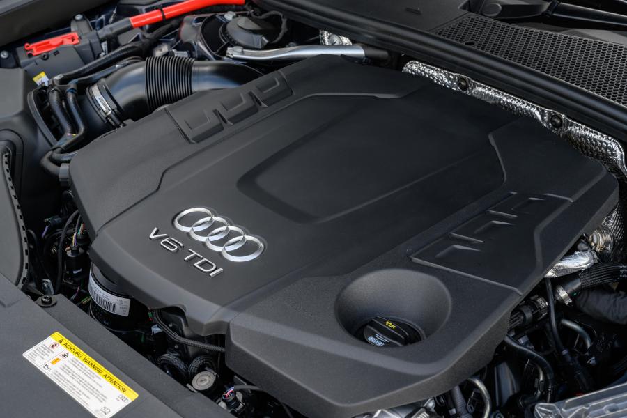 Моторный отсек Audi A6 50 TDI Allroad Quattro 2019 года  (UK) (фото 22 из 40)
